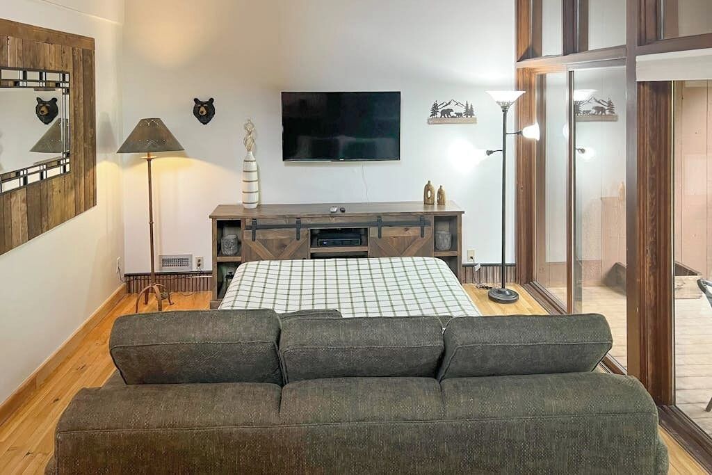 Photo of Bedroom in Purgatory