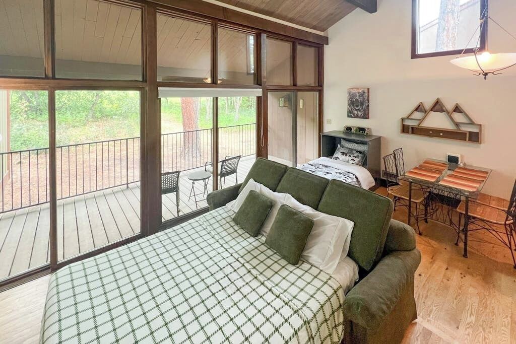 Photo of Bedroom in Purgatory