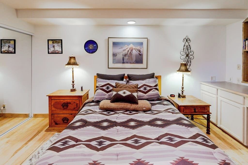 Photo of Bedroom in Purgatory