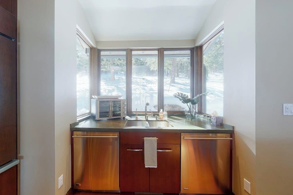 Photo of Kitchen in Edwards