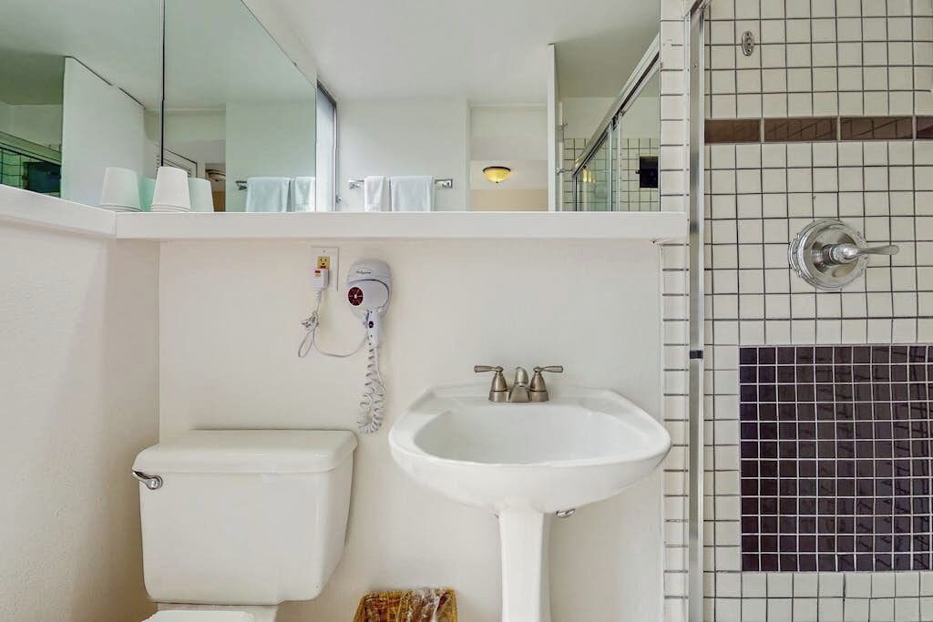 Photo of Bathroom in West End