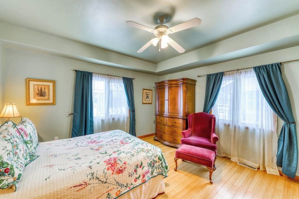 Photo of Bedroom in Gypsum