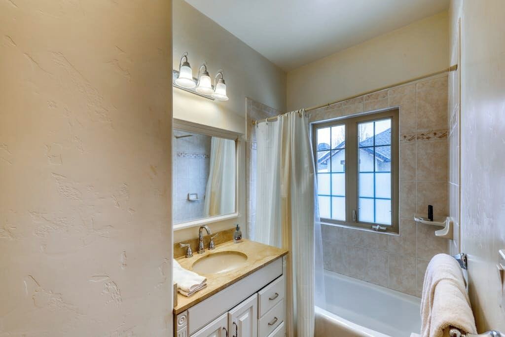 Photo of Bathroom in Gypsum
