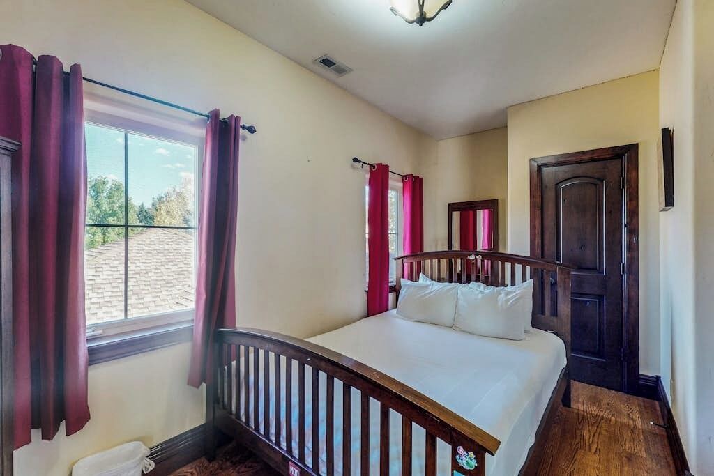 Photo of Bedroom in Gypsum