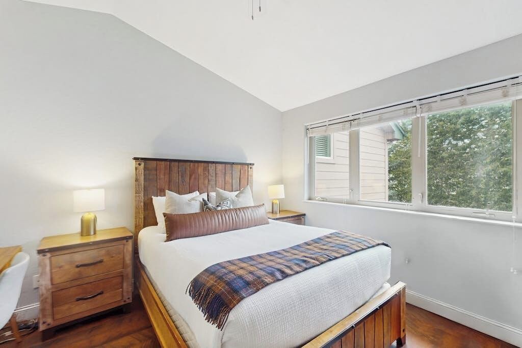 Photo of Bedroom in Edwards