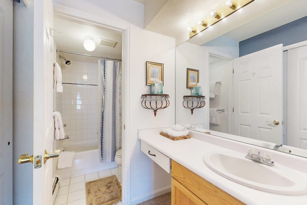 Photo of Bathroom in Edwards