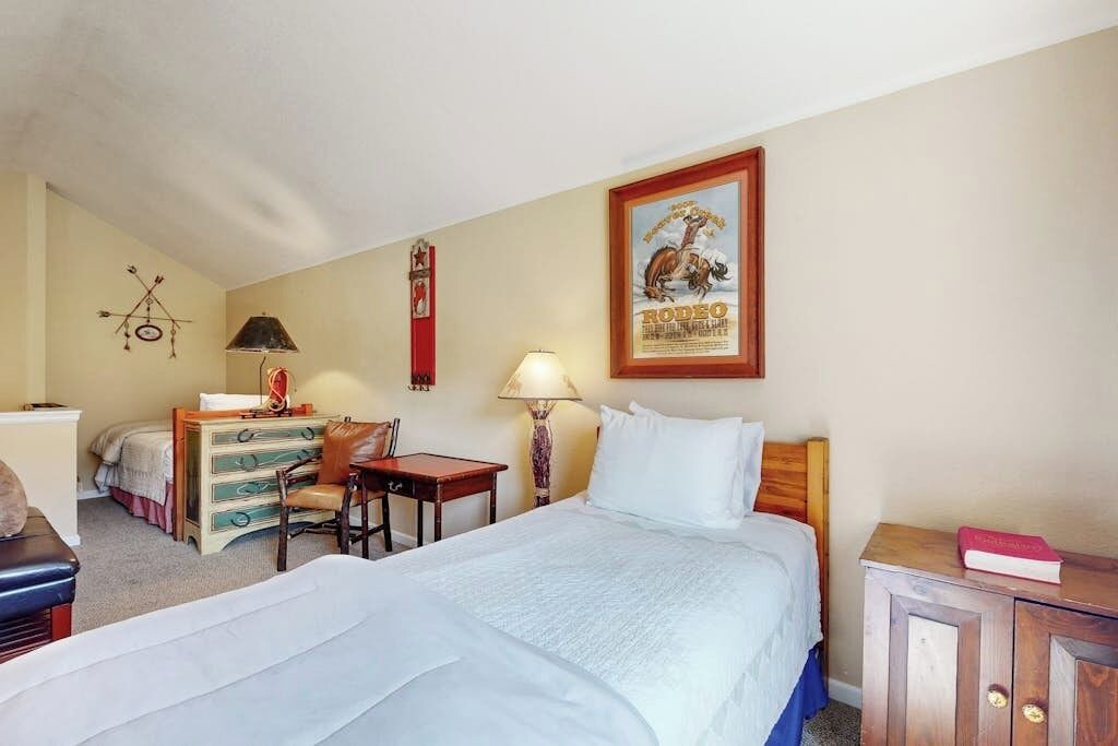 Photo of Bedroom in Edwards