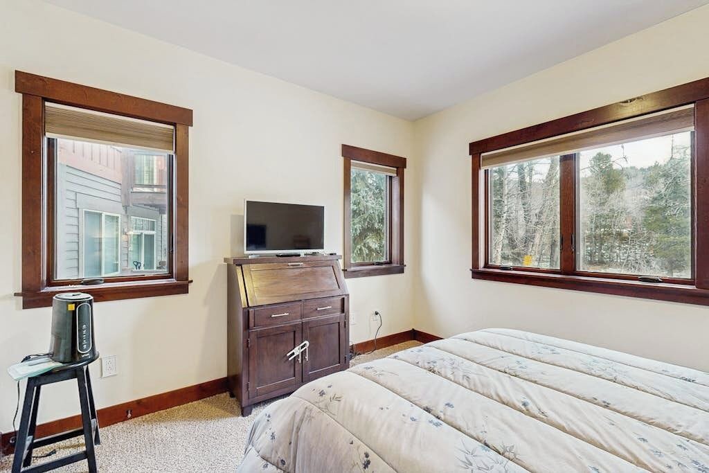 Photo of Bedroom in Willow Grove