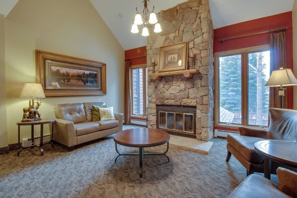 Photo of Livingroom in Four O'Clock