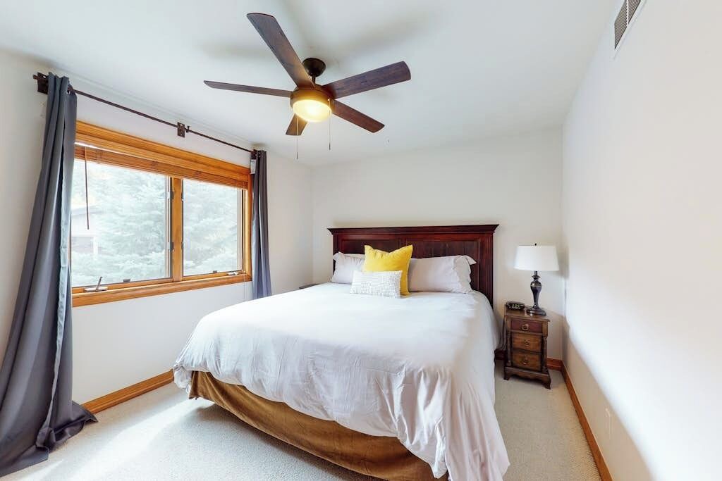 Photo of Bedroom in Edwards