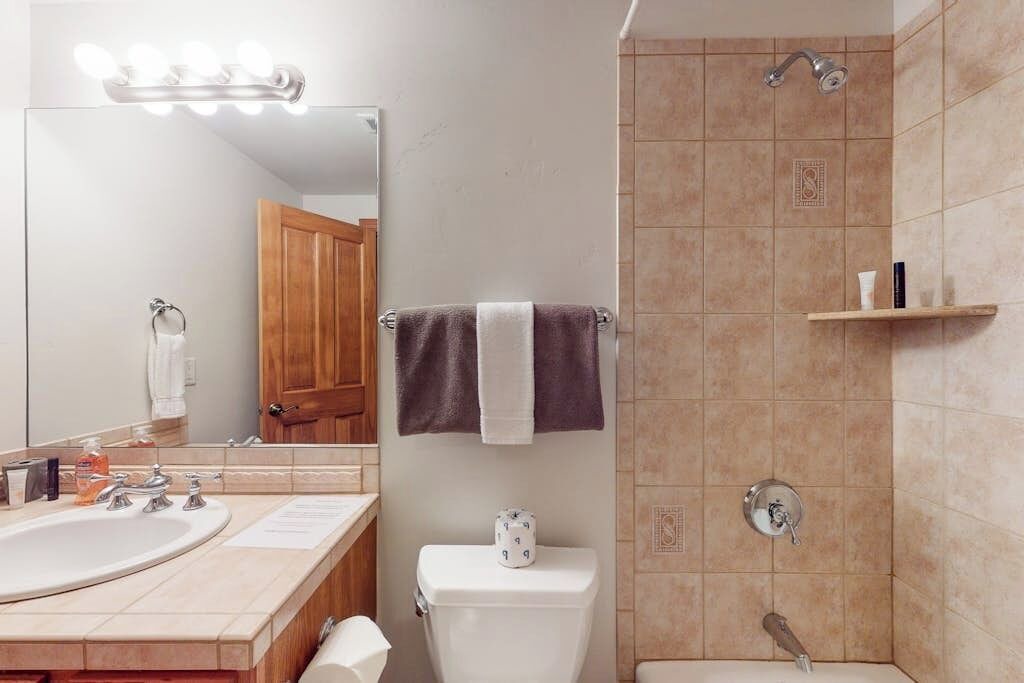 Photo of Bathroom in Edwards