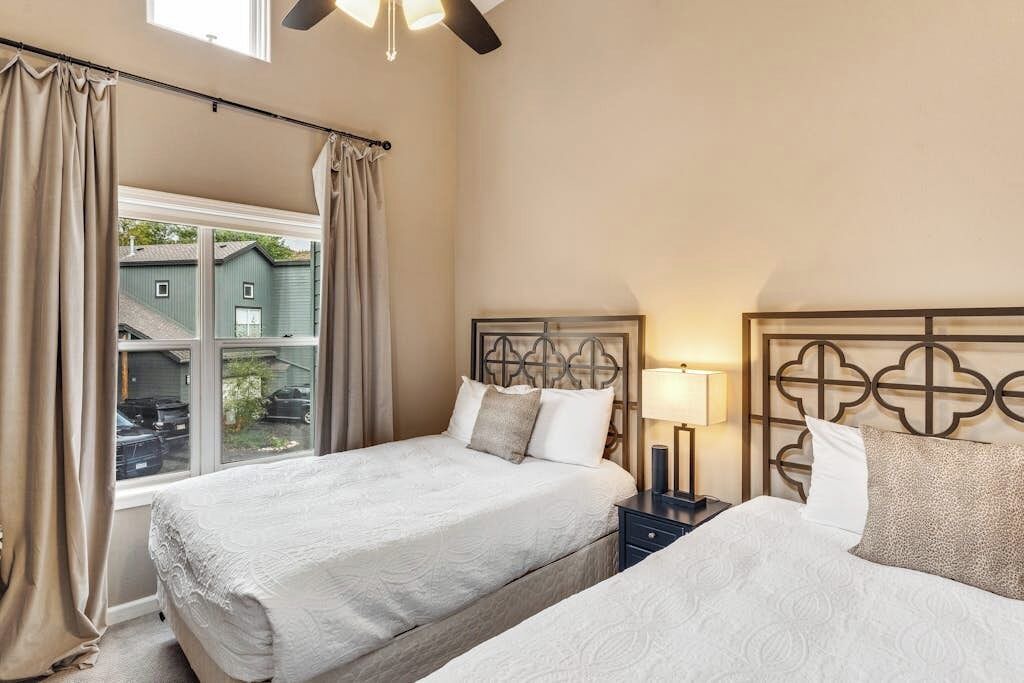 Photo of Bedroom in Edwards