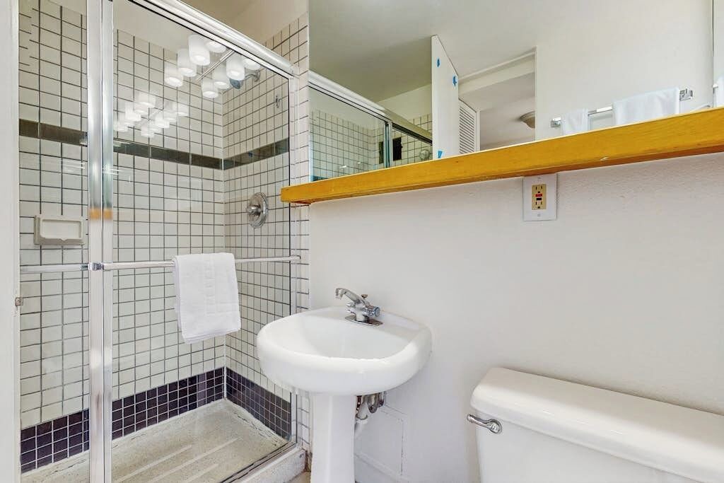Photo of Bathroom in West End