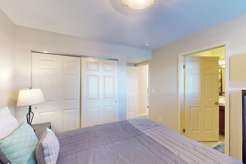 Photo of Bedroom in Avon