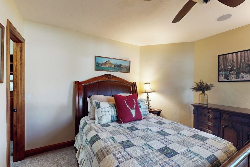 Photo of Bedroom in Keystone