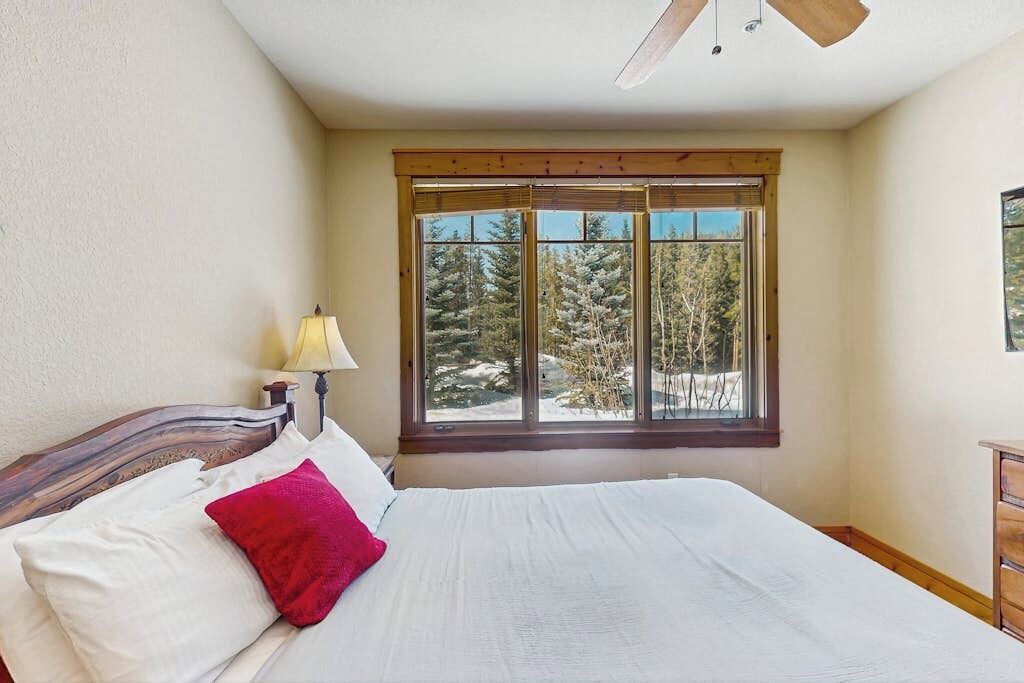 Photo of Bedroom in Keystone