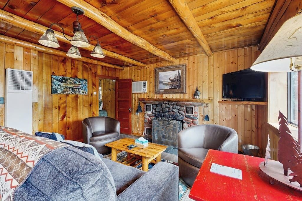 Photo of Livingroom in Bayfield