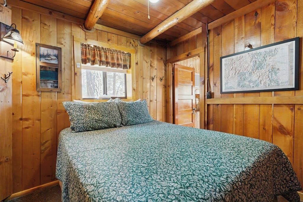 Photo of Bedroom in Bayfield
