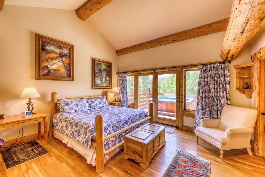 Photo of Bedroom in Baldy Mountain