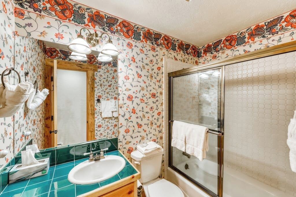 Photo of Bathroom in Baldy Mountain