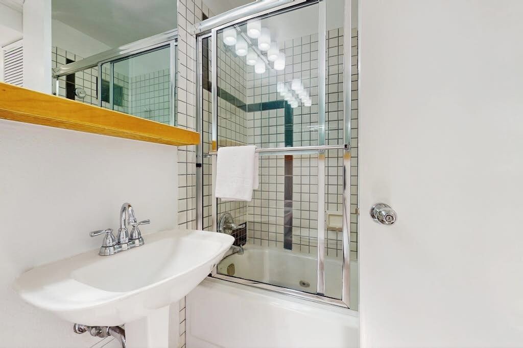 Photo of Bathroom in West End