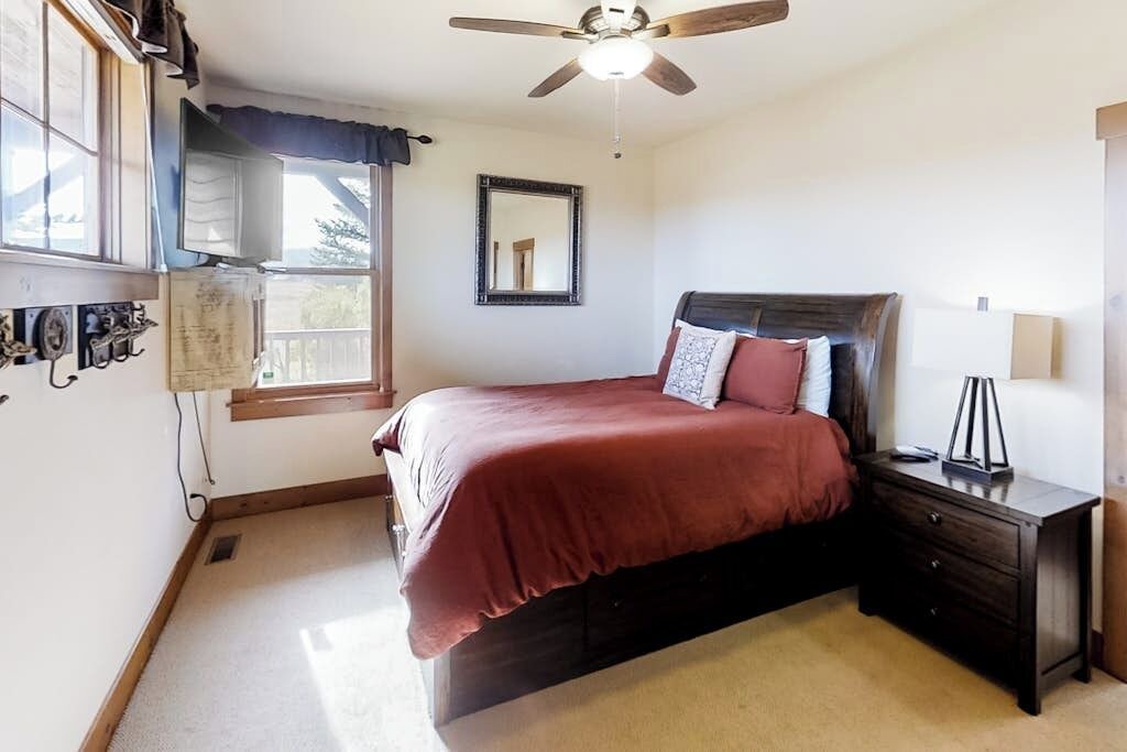 Photo of Bedroom in Grand Elk Ranch