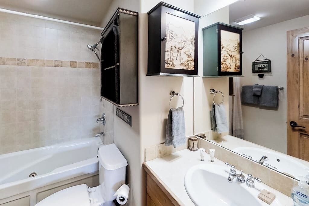 Photo of Bathroom in Grand Elk Ranch