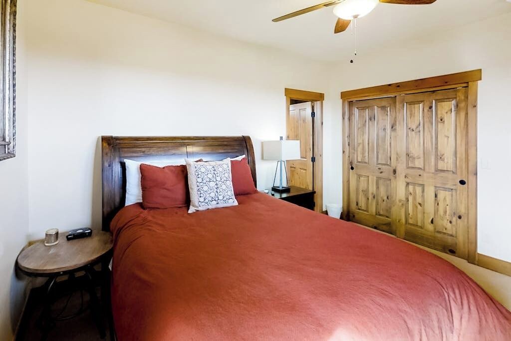 Photo of Bedroom in Grand Elk Ranch