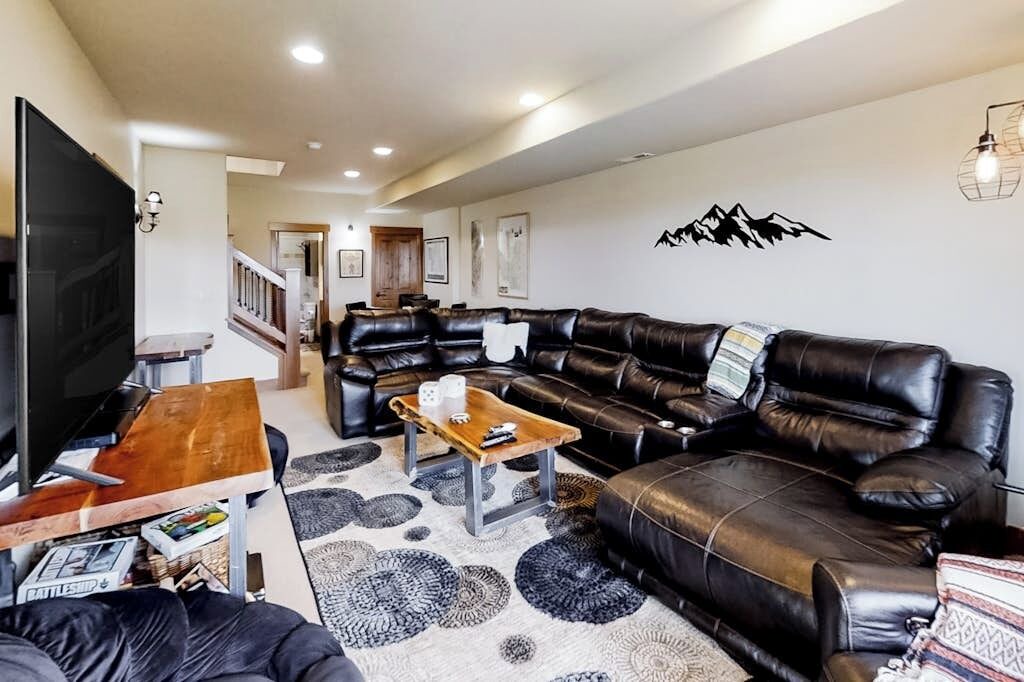 Photo of Livingroom in Grand Elk Ranch