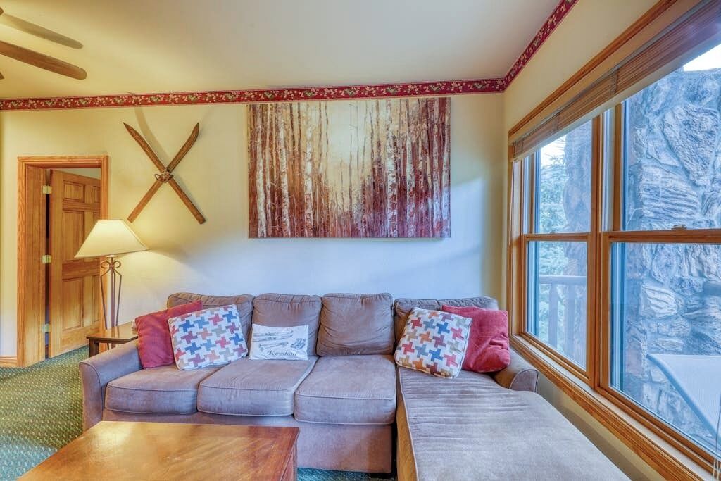 Photo of Livingroom in Mountain House