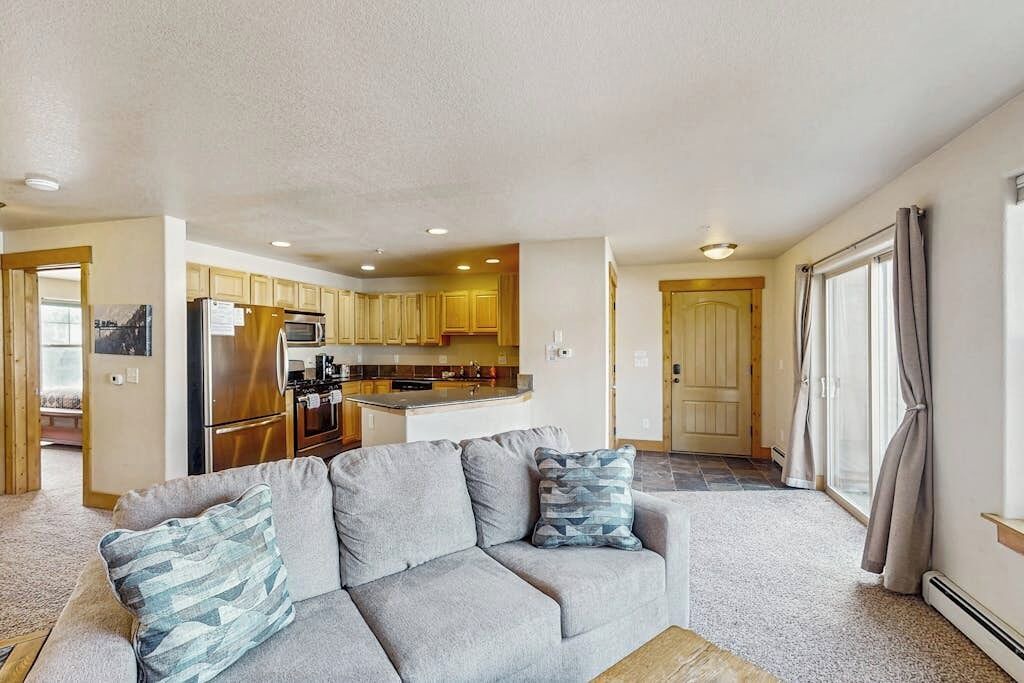 Photo of Livingroom in Fraser