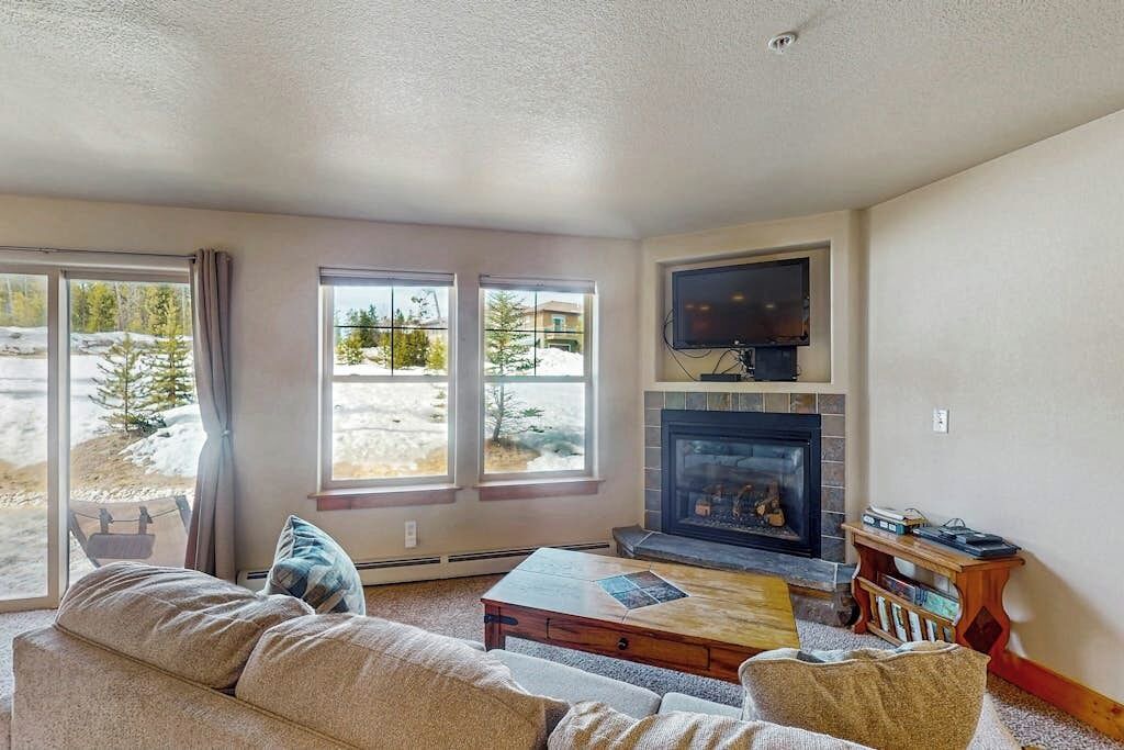 Photo of Livingroom in Fraser