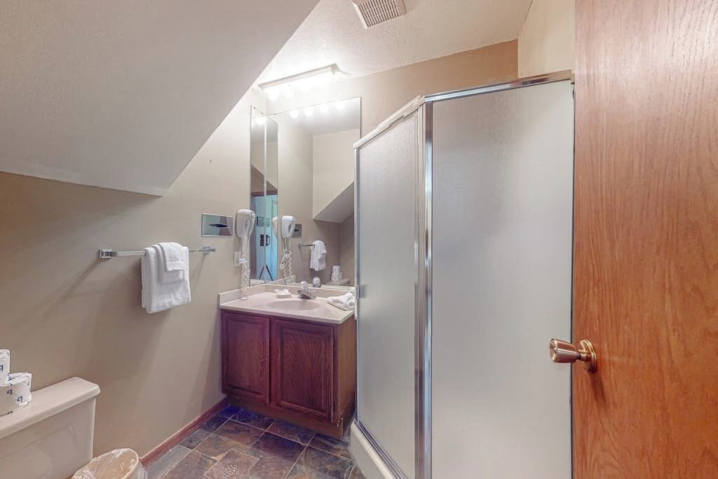 Photo of Bathroom in Silvercreek