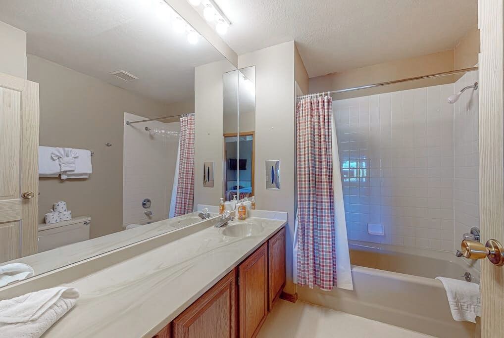 Photo of Bathroom in Silvercreek
