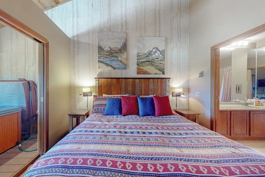 Photo of Bedroom in Silvercreek