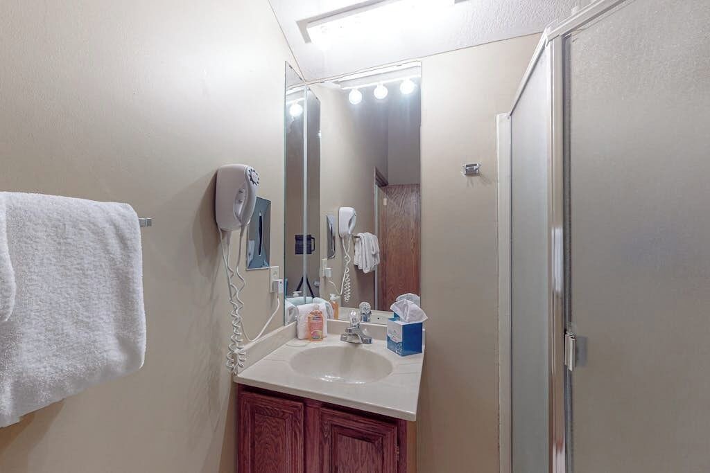 Photo of Bathroom in Silvercreek