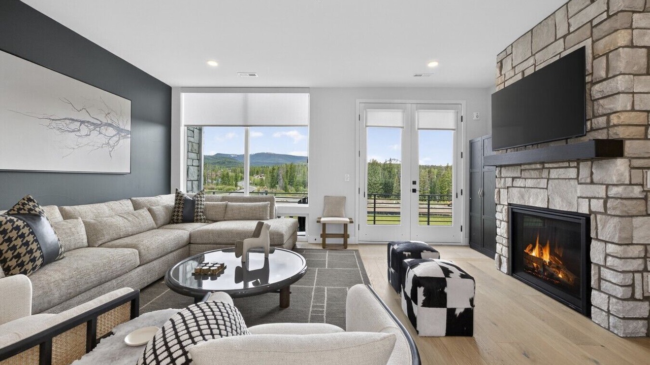Photo of Livingroom in Rendezvous