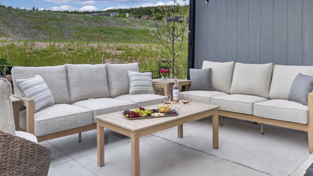 Photo of Outdoor in Rendezvous