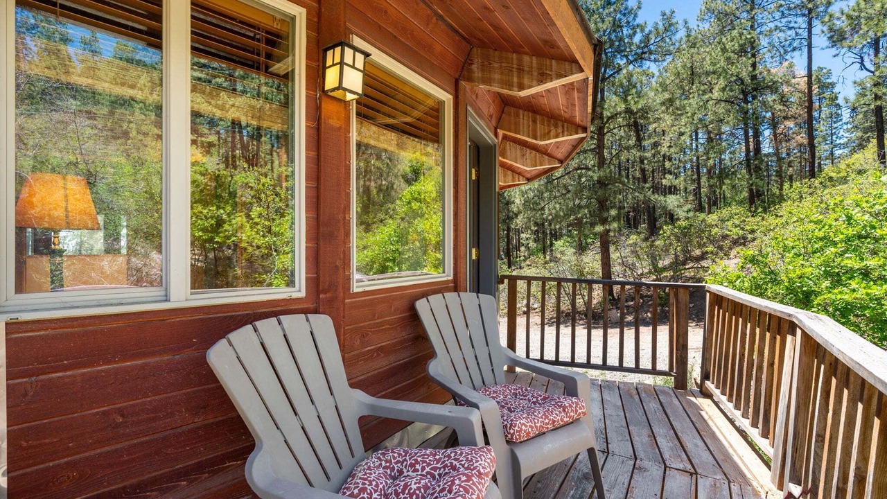 Photo of Patio Balcony in Forest Lakes