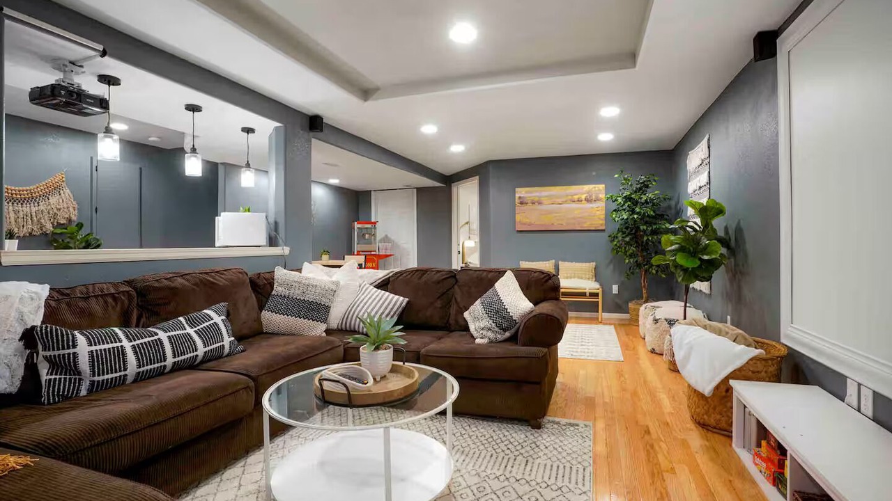 Photo of Livingroom in East Quincy Highlands