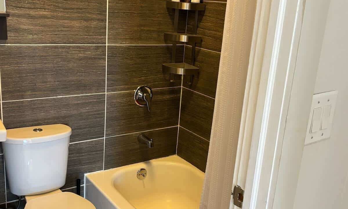 Photo of Bathroom in Bedford-Stuyvesant