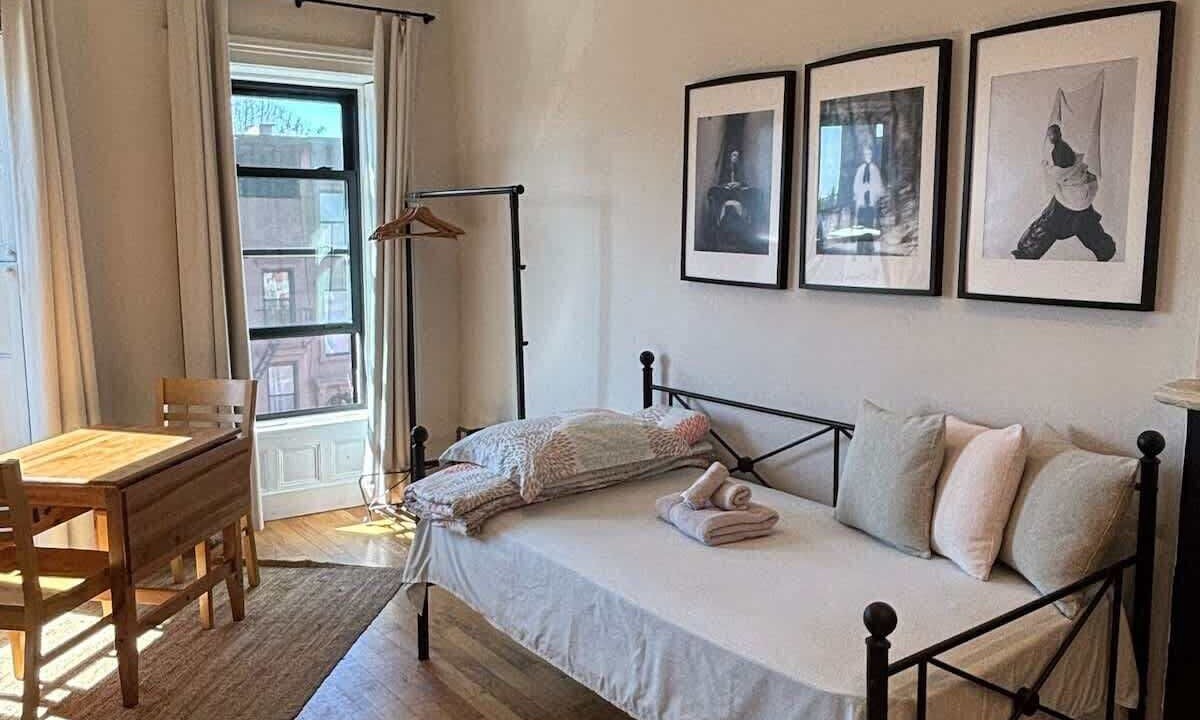 Photo of Bedroom in Bedford-Stuyvesant