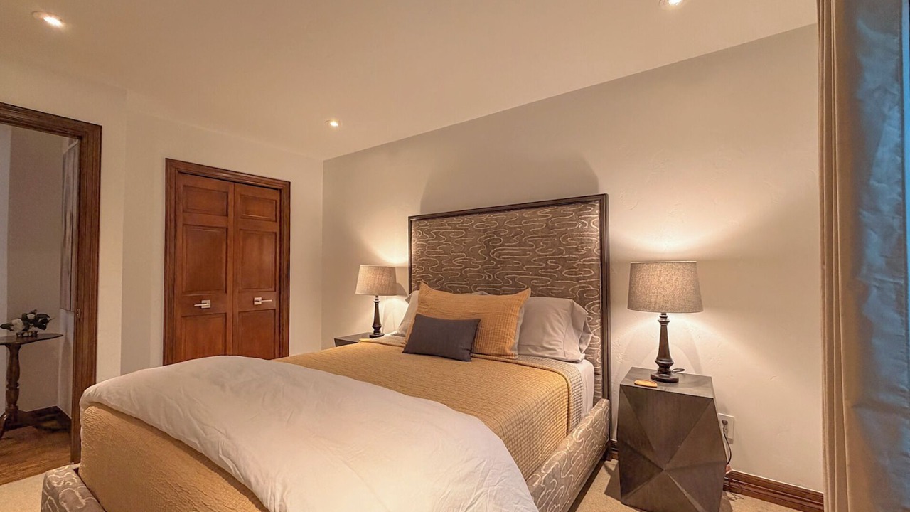 Photo of Bedroom in Edwards