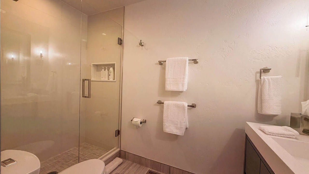Photo of Bathroom in Edwards