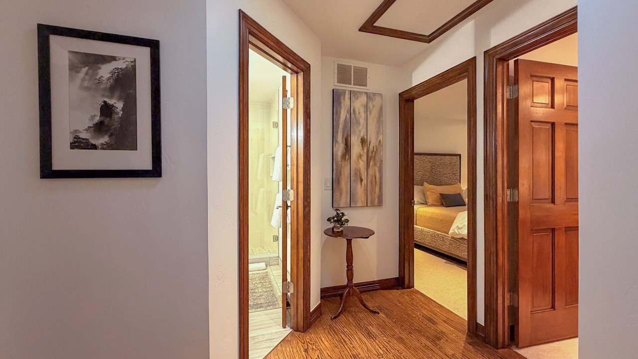Photo of Bedroom in Edwards