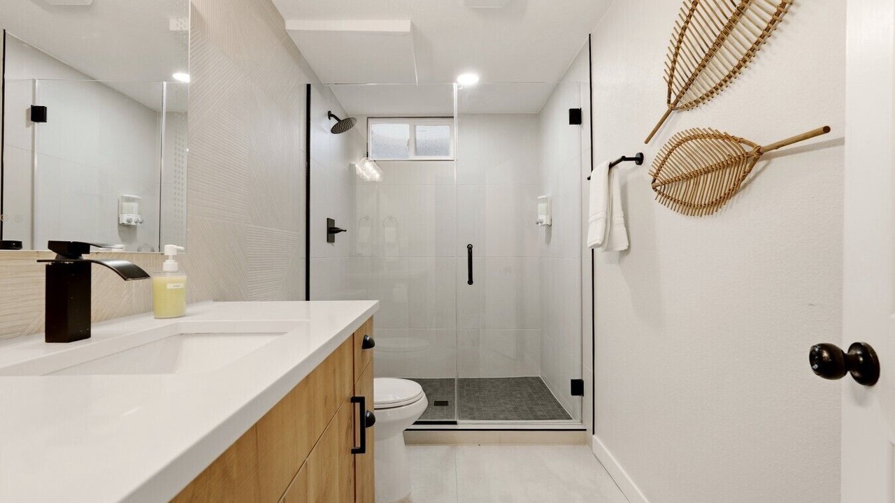 Photo of Bathroom in Applewood Villages