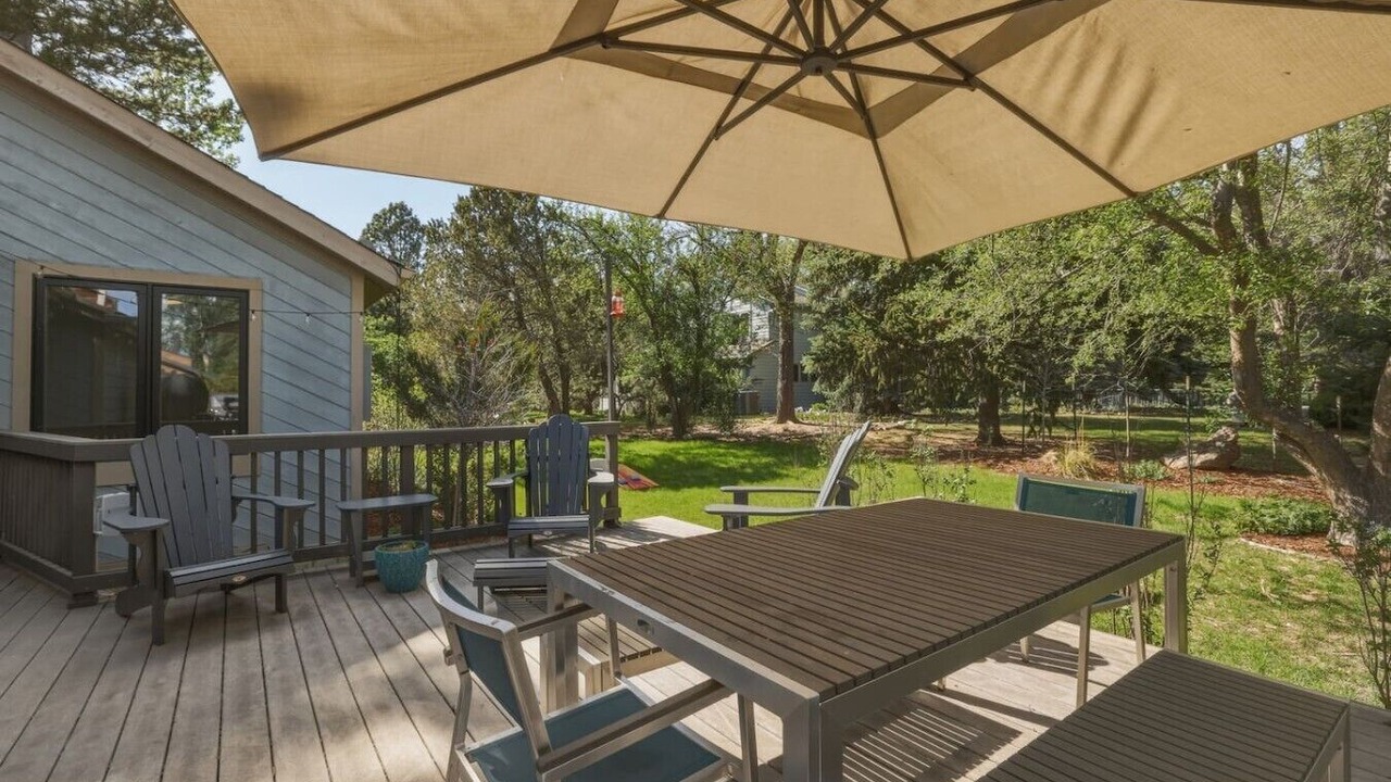 Photo of Outdoor in Winding Trail