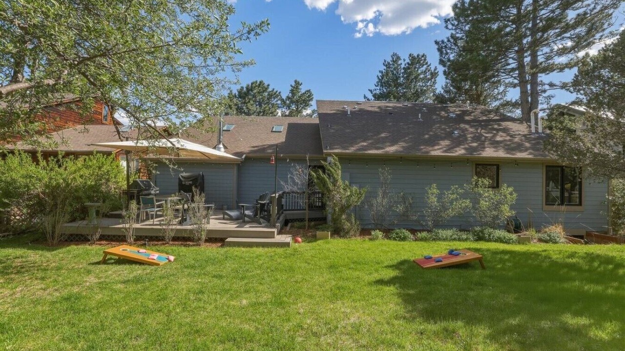 Photo of Outdoor in Winding Trail