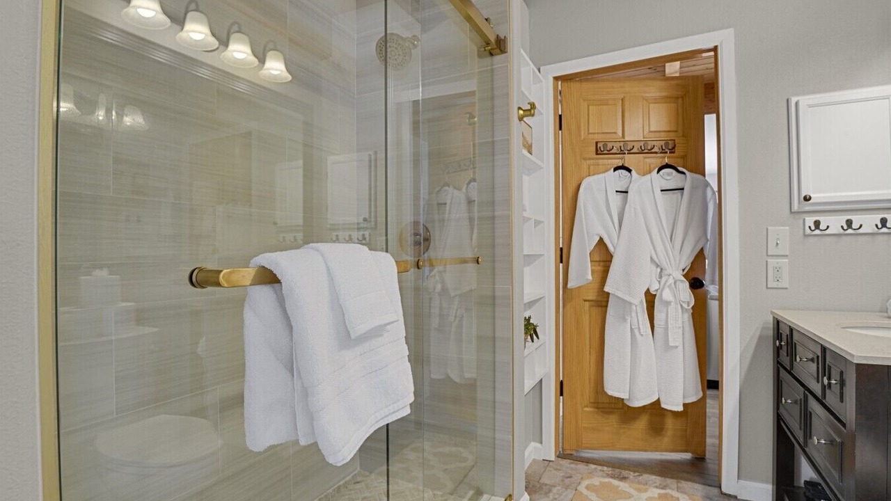 Photo of Bathroom in Rainbow Valley