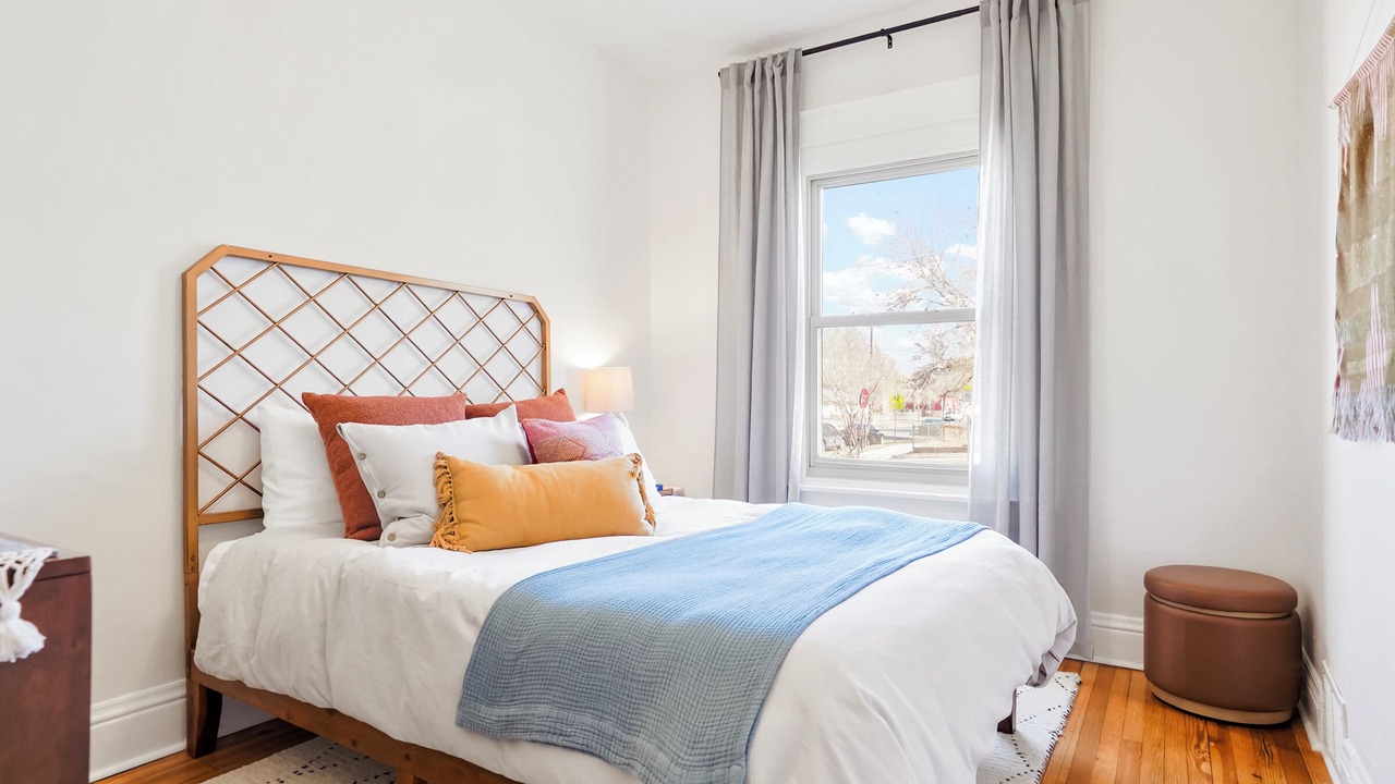 Photo of Bedroom in Cole